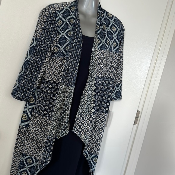 Dress - Picture 1 of 3